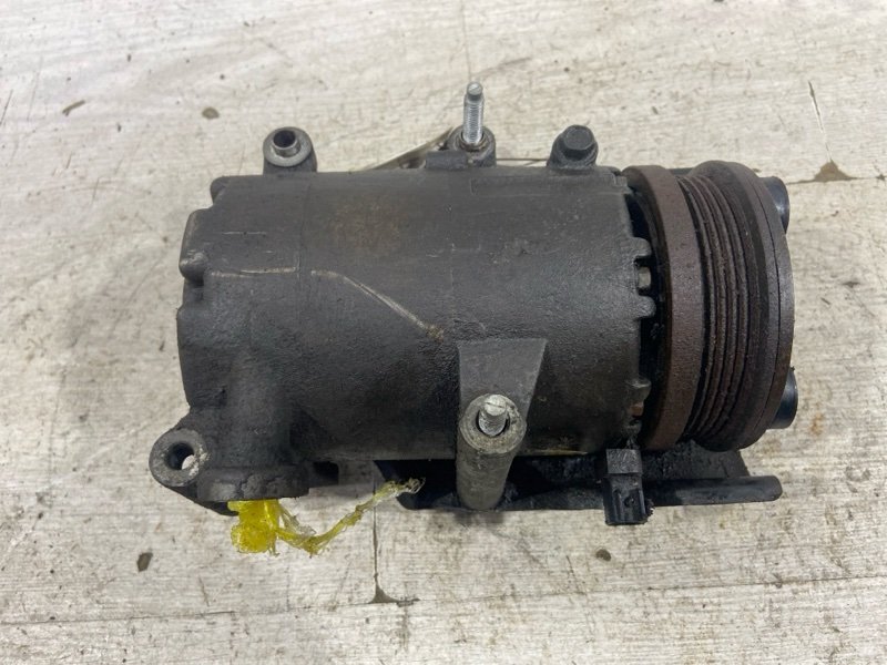 Компрессор кондиционера Ford C-MAX (07-10) 2007 UAV 2.0L Duratec-HE (145PS) 2014584 контрактная