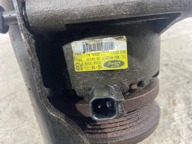 Компрессор кондиционера C-MAX (07-10) 2007 UAV 2.0L Duratec-HE (145PS)