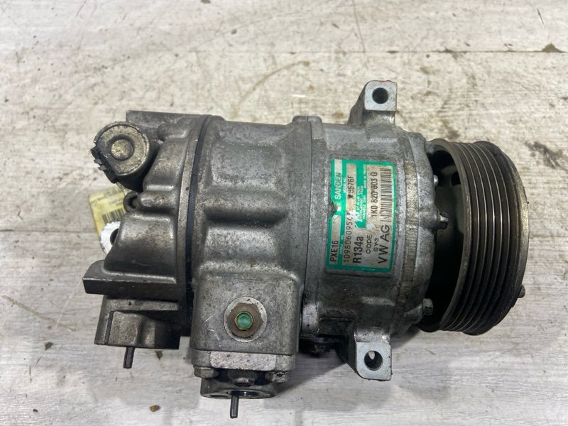 Компрессор кондиционера SKODA Octavia (A5) 2004-2013 2008 2.0 TDI BKD 1K0820803Q контрактная