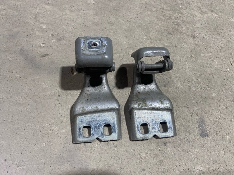 Петля двери багажника Ford S-MAX (06-15) 2011 SAV 1.6L EcoBoost SCTi 160/182PS 1712675 контрактная