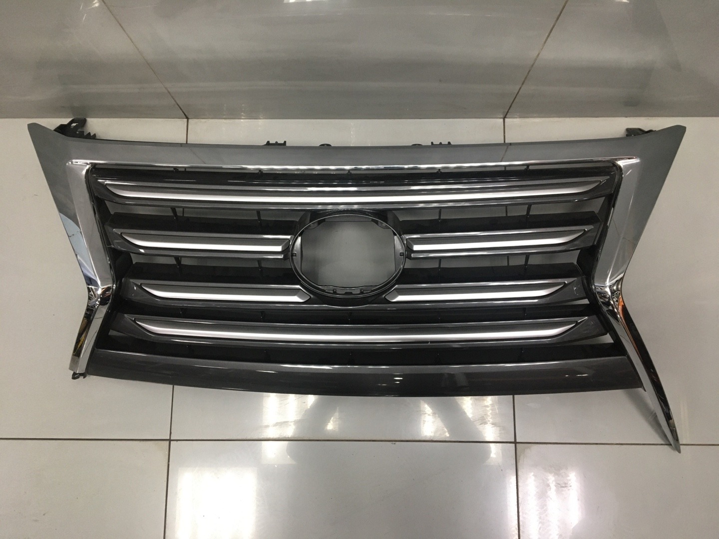 Решетка радиатора Lexus Gx Решетка радиатора Lexus Gx