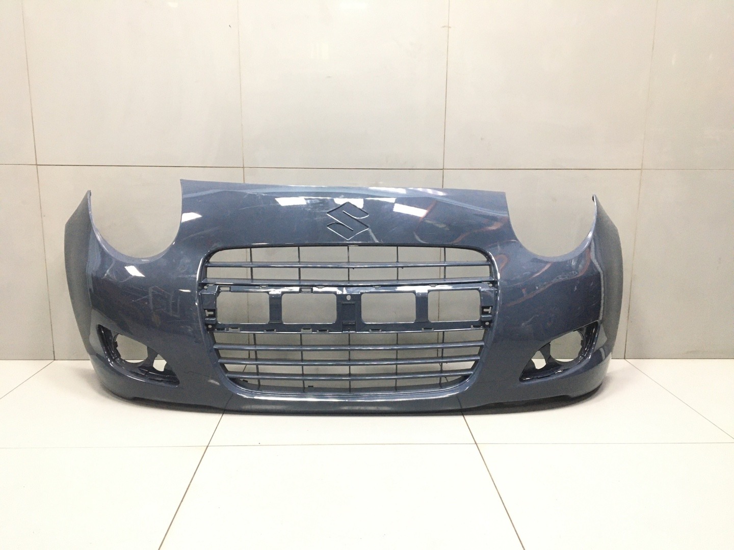 Бампер Suzuki Alto передний Бампер Suzuki Alto передний