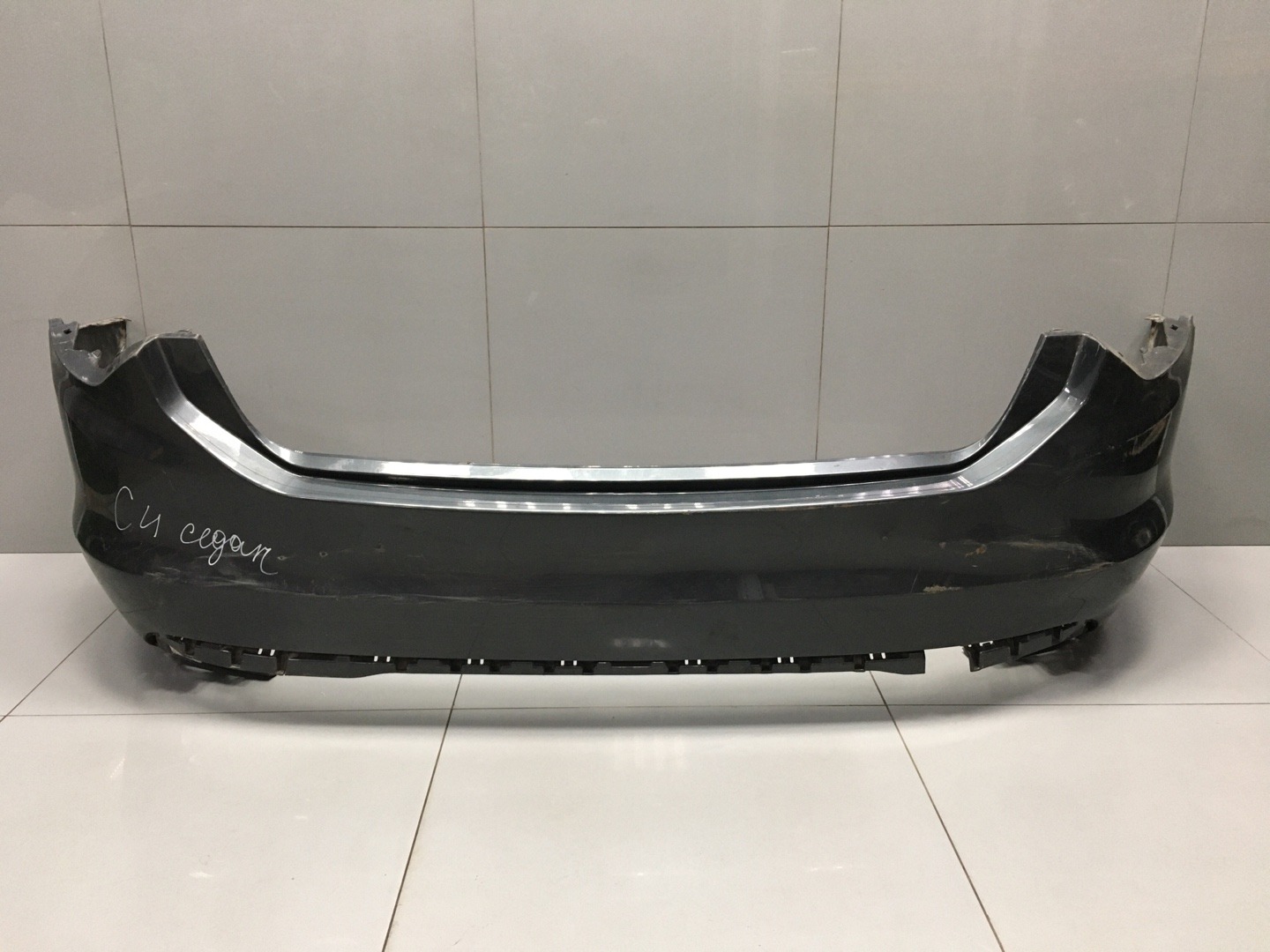 Бампер Citroen C4 задний (б/у) Бампер Citroen C4 задний (б/у)