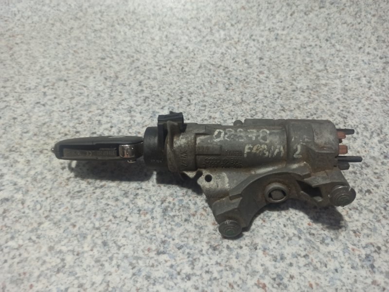 Замок зажигания SKODA FABIA 2008 2 4B0905851C контрактная