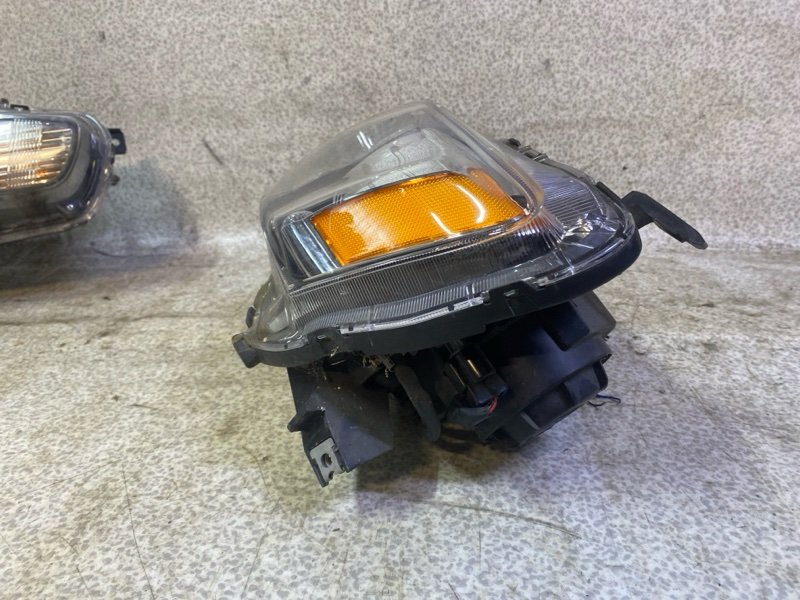 Фара Lancer 10 2007