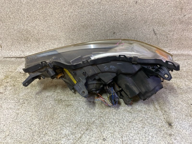 Фара Lancer 10 2007