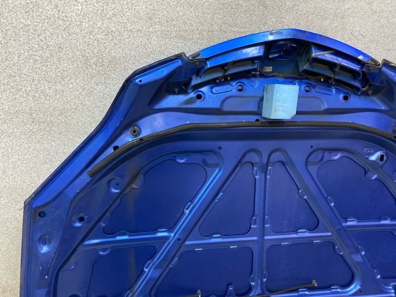 Капот 3 2007 BK Капот 3 2007 BK