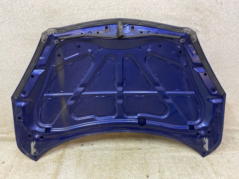 Капот 3 2010 BL Капот 3 2010 BL