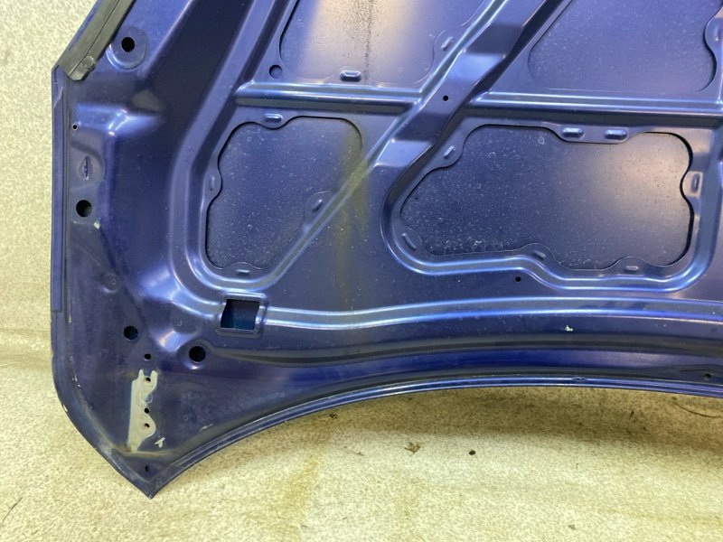 Капот 3 2010 BL Капот 3 2010 BL