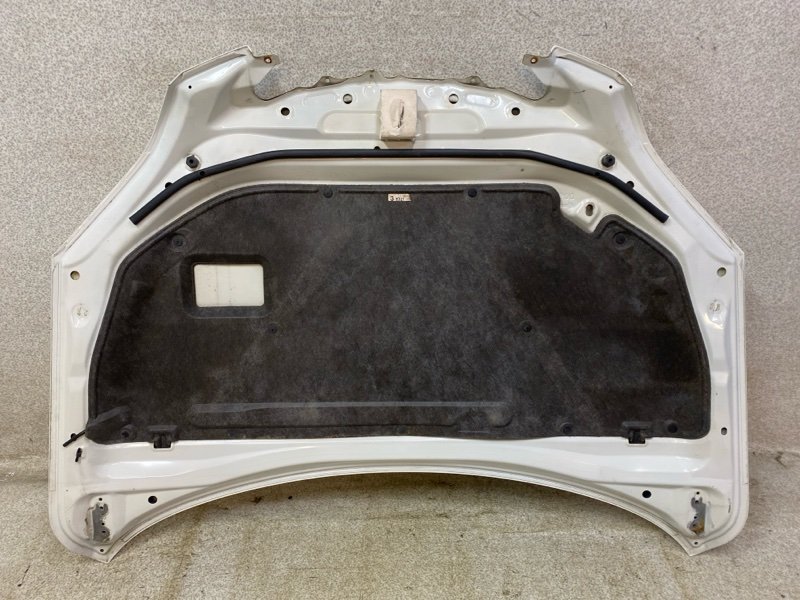 Капот 3 2007 BK Капот 3 2007 BK