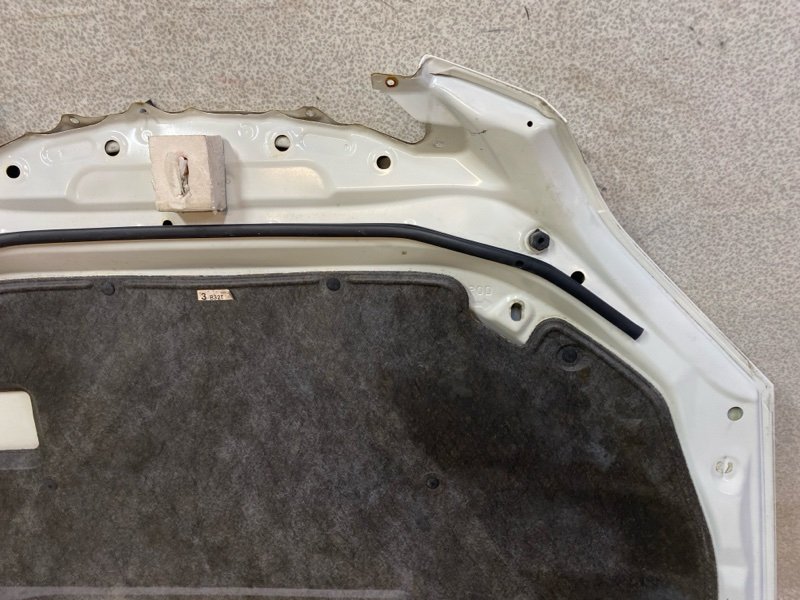 Капот 3 2007 BK Капот 3 2007 BK