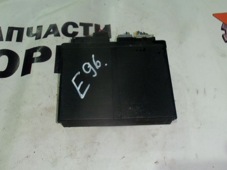 Запчасть блок управлния дверями Chevrolet Cruze J300 13577127 контрактная Блок управлния дверями Chevrolet Cruze J300 13577127 контрактная