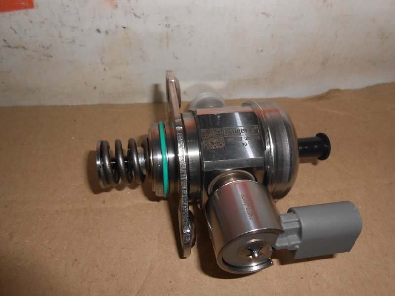 Насос топливный A5 8F7 CAWB