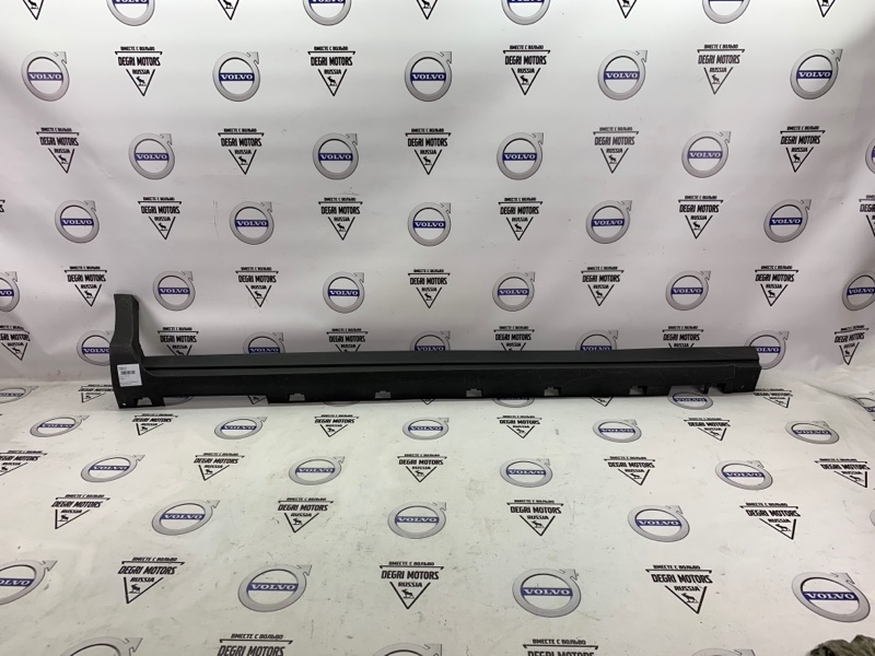 Накладка порога правая Ford Kuga CB44S10154A контрактная