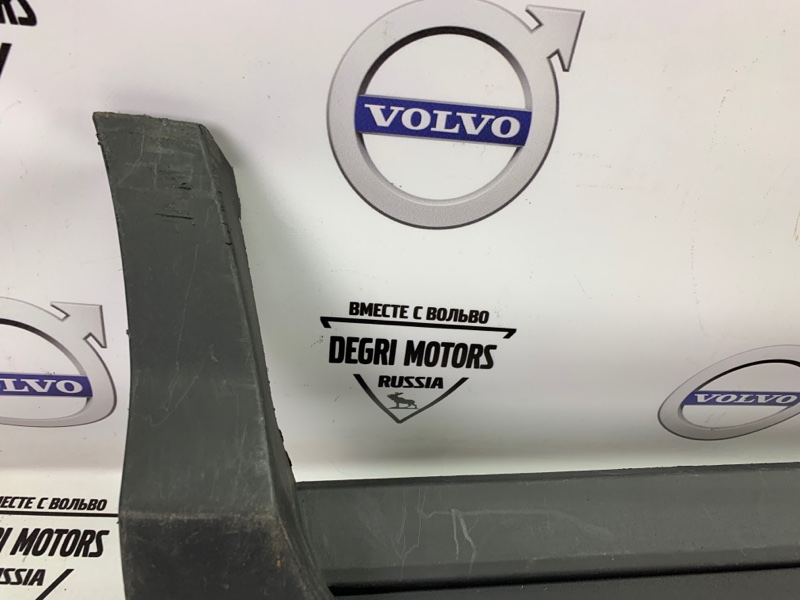 Накладка порога правая Kuga