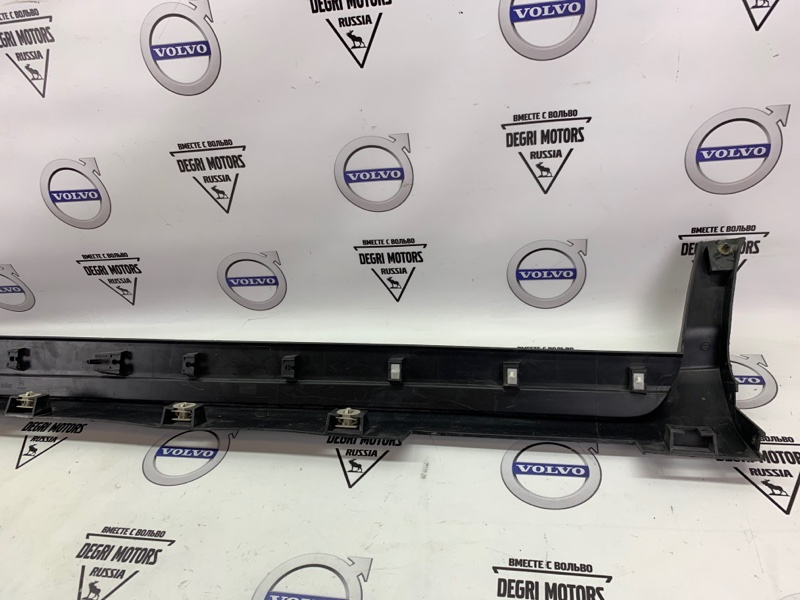 Накладка порога правая Kuga Накладка порога правая Kuga