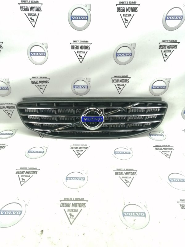Решетка радиатора Volvo XC60 2015 D5254T17 31333832 купить контрактная ...