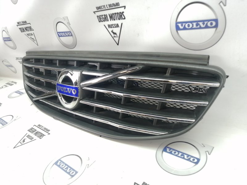 Решетка радиатора Volvo XC60 2015 D5254T17 31333832 купить контрактная ...
