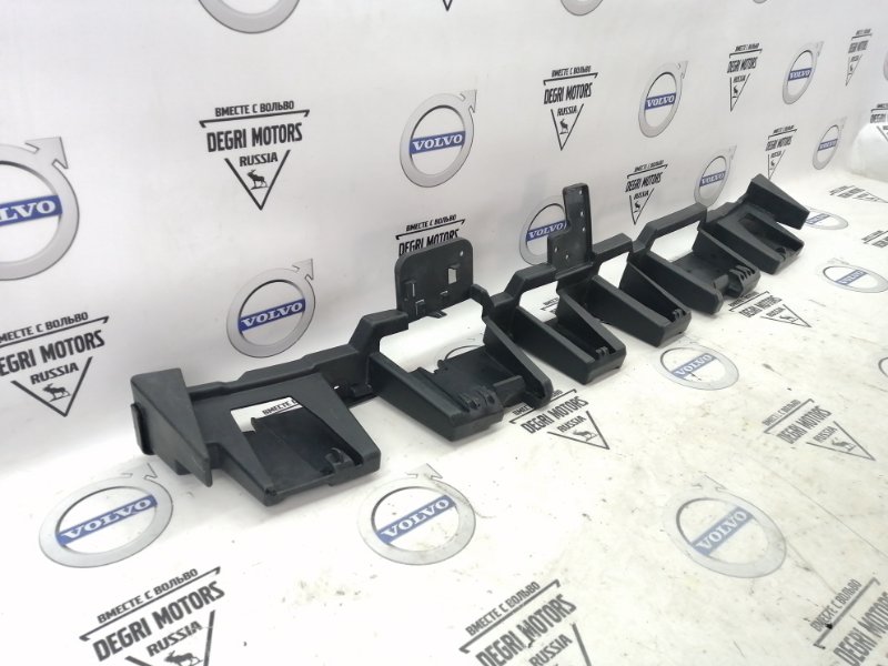 Абсорбер бампера задний Ford Kuga 2 Абсорбер бампера задний Ford Kuga 2