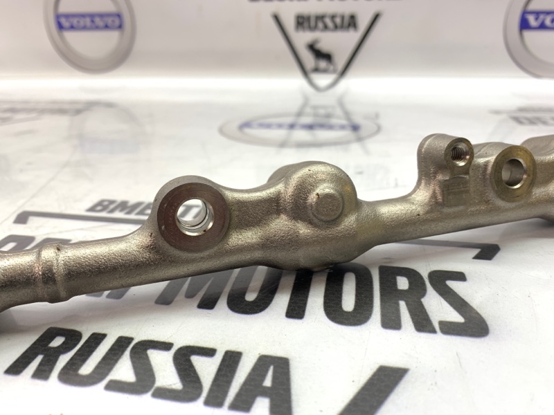 Топливная рампа правая RX450H 2018 GYL25 2GRFXS Топливная рампа правая RX450H 2018 GYL25 2GRFXS