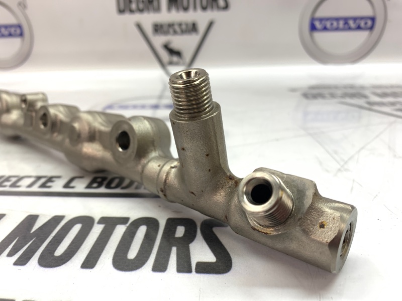 Топливная рампа правая RX450H 2018 GYL25 2GRFXS Топливная рампа правая RX450H 2018 GYL25 2GRFXS