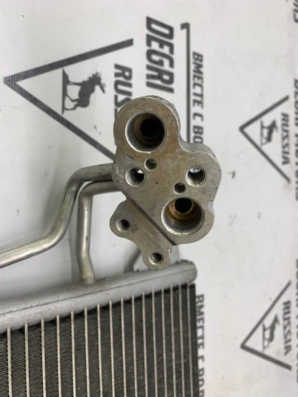 Радиатор кондиционера Cayenne 2006 955 M022Y