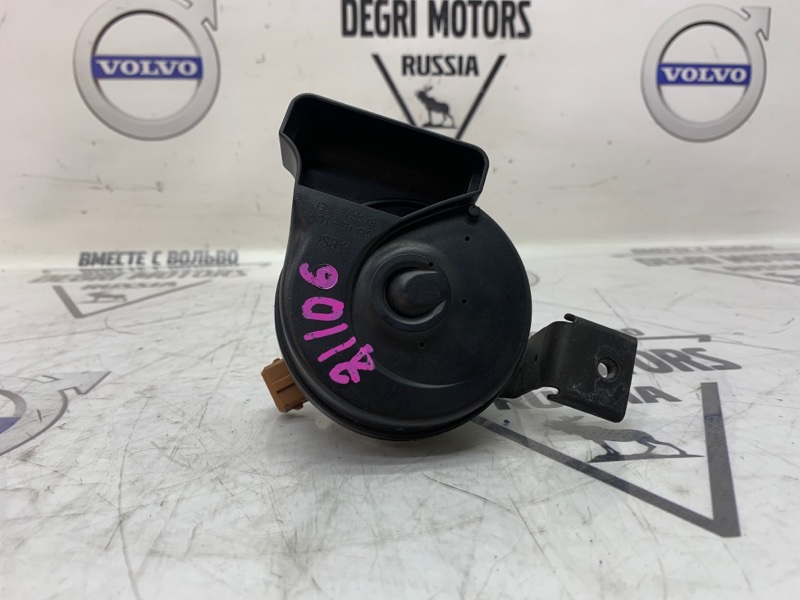 Звуковой сигнал правый Volvo V70 2005 B5254T4 30796393 контрактная