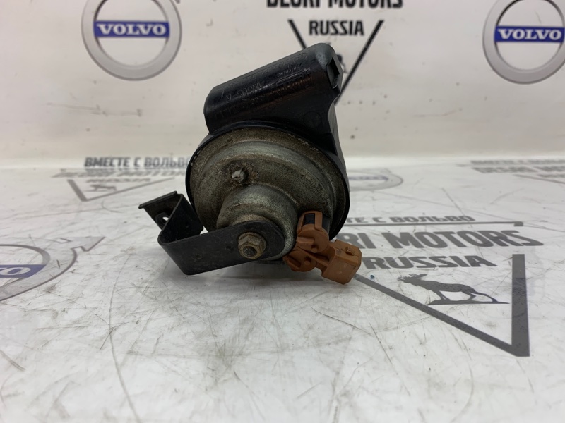 Звуковой сигнал правый Volvo V70 B5254T4