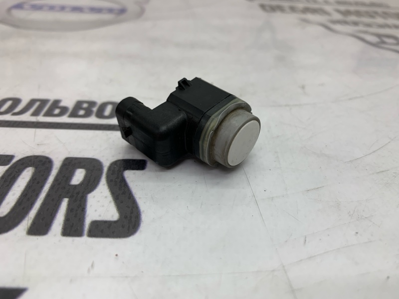 Парктроник Audi A4 8K CDNC