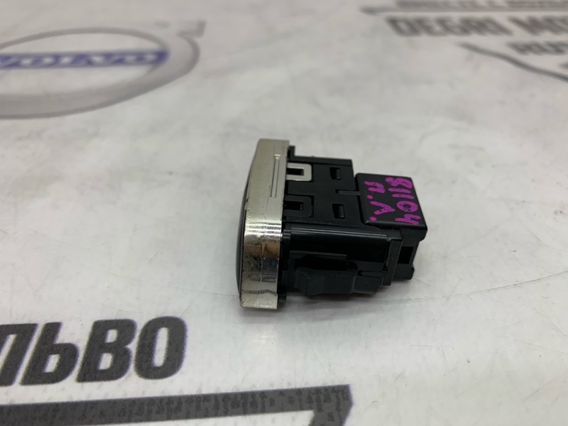 Кнопка центрального замка передняя левая Ford Explorer 2.0L EcoBoost (240PS) Кнопка центрального замка передняя левая Ford Explorer 2.0L EcoBoost (240PS)