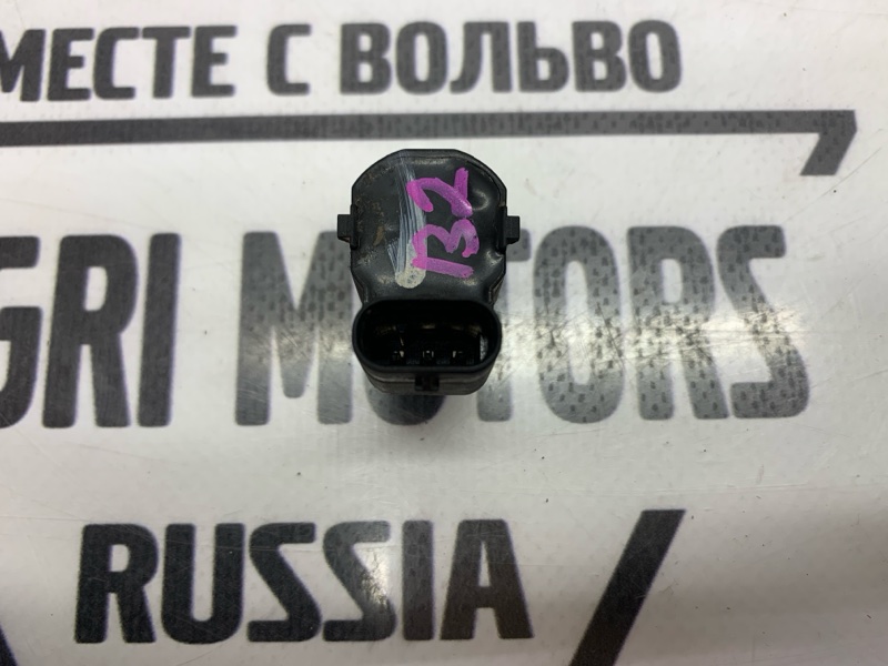 Парктроник задний A4 2010 8K CDNC