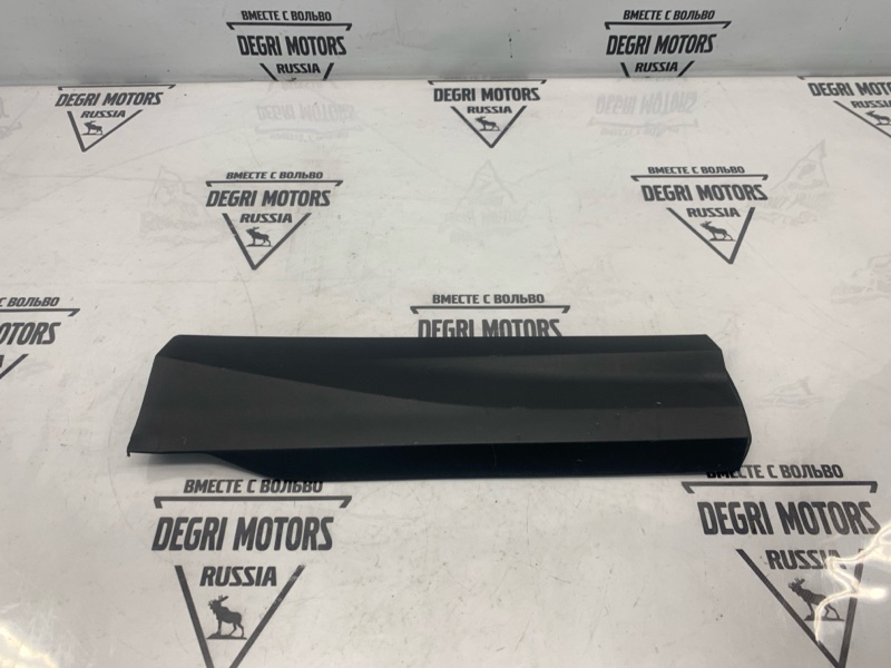 Запчасть молдинг двери задний левый Geely Coolray 2023 5081079000 контрактная Молдинг двери задний левый Geely Coolray 2023 5081079000 контрактная