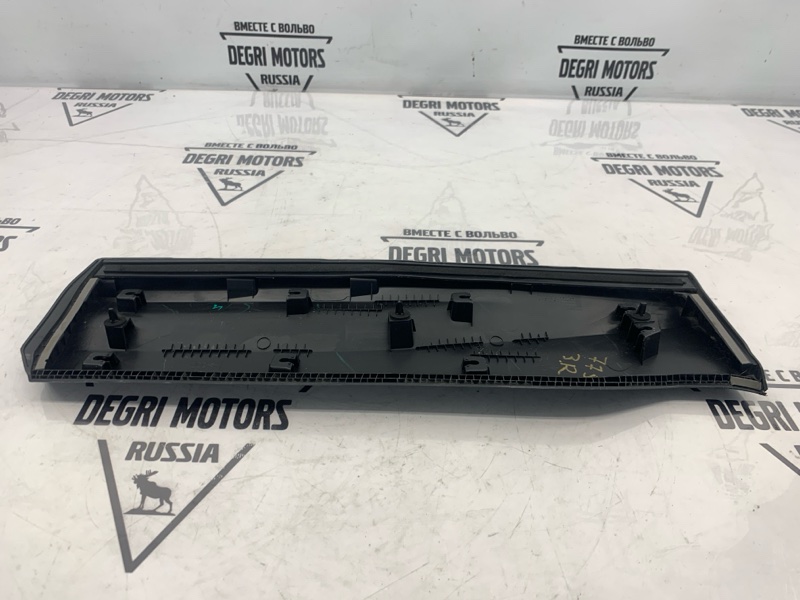 Молдинг двери задний левый Coolray 2023 Молдинг двери задний левый Coolray 2023