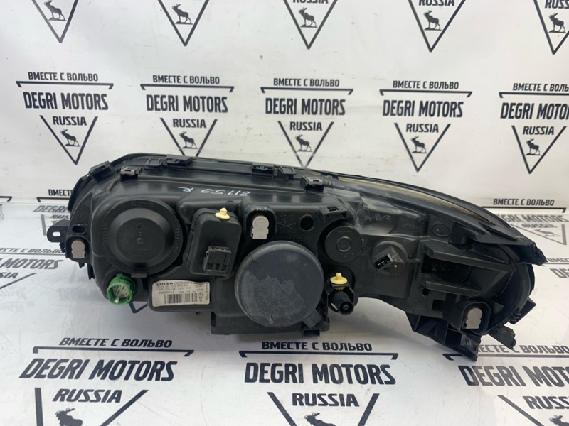 Фара ксеноновая передняя правая V70 2007 B5244S Фара ксеноновая передняя правая V70 2007 B5244S