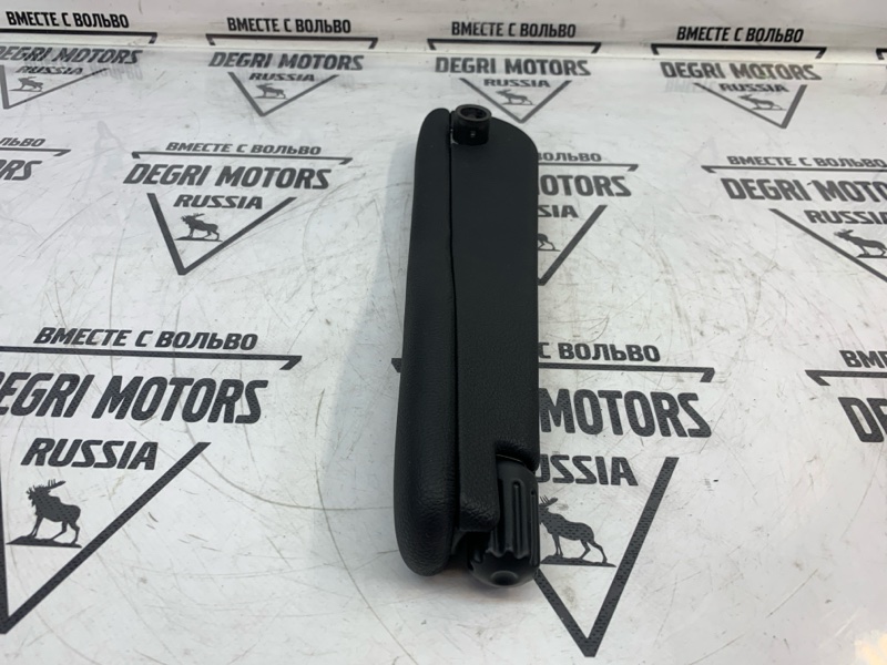 Подлокотник передний левый Land Rover Range Rover L322 M62 B44 4.4 V8