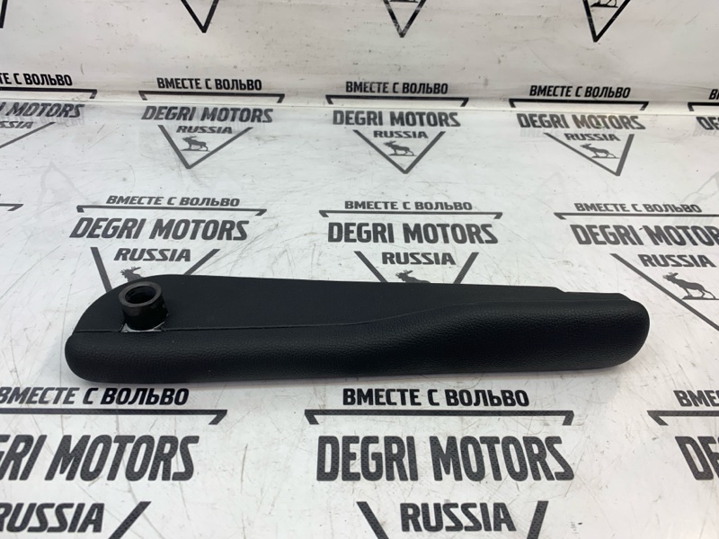 Подлокотник передний левый Range Rover 2005 L322 M62 B44 4.4 V8