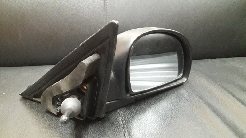 Зеркало левое Hyundai Tiburon 87605-27000 новая
