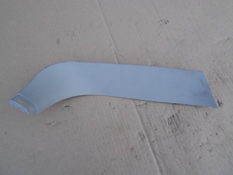 Обшивка левая Toyota Wish zne10 1zzfe 6793868010 контрактная