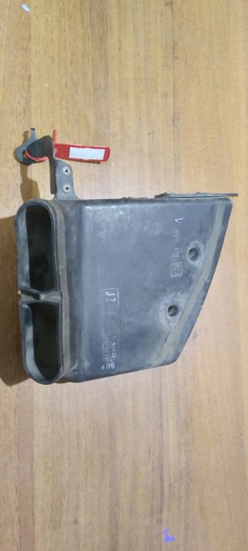 Воздухозаборник Chaser JZX90 1JZGE Воздухозаборник Chaser JZX90 1JZGE