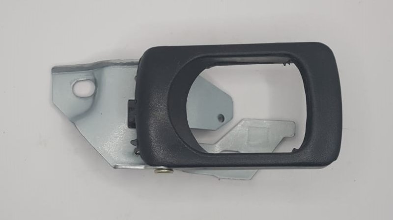 Ручка двери внутренняя передняя правая HYUNDAI H-100 93-04  8262043301AQ новая