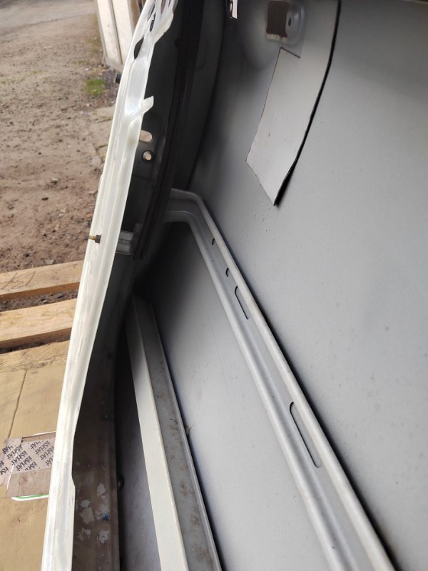 Дверь передняя левая Primera 2004 WTP12