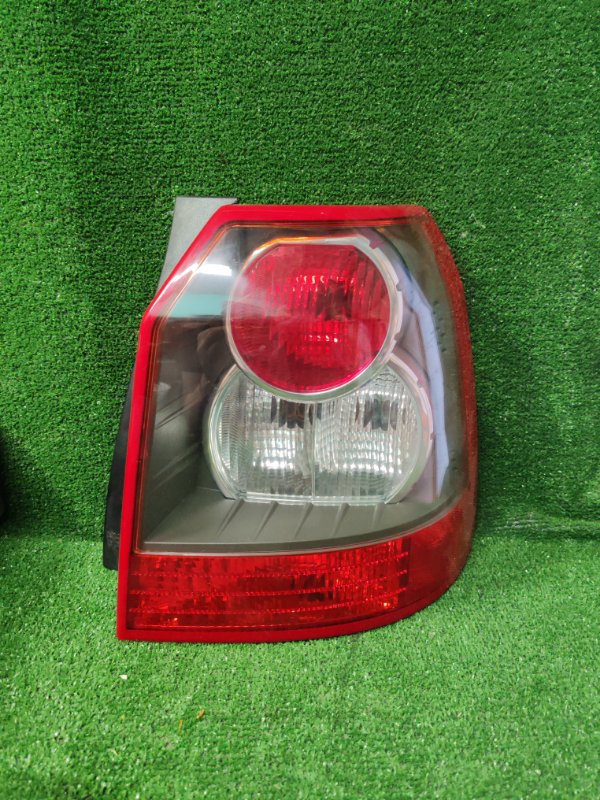 Запчасть стоп-сигнал задний правый LAND ROVER Freelander 2008 2 LR023968 контрактная Стоп-сигнал задний правый LAND ROVER Freelander 2008 2 LR023968 контрактная