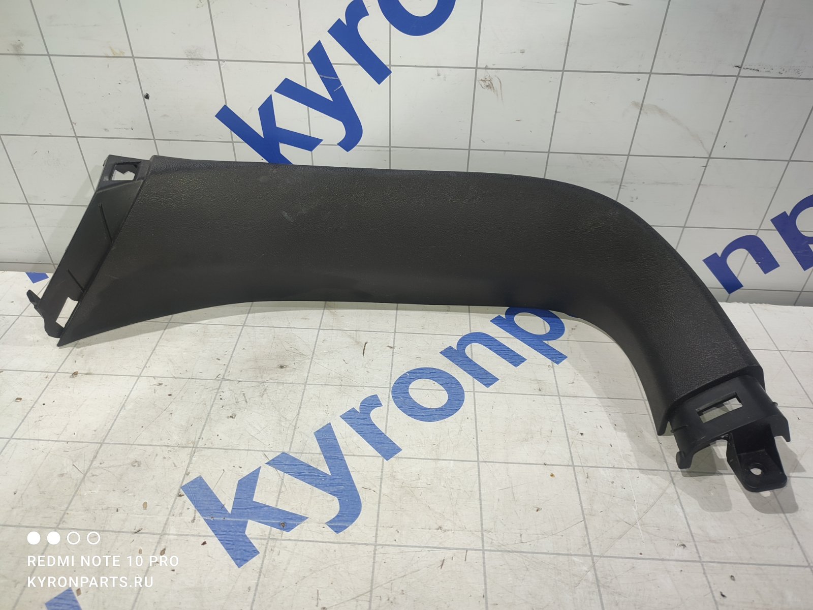 Запчасть обшивка двери багажника правая Hyundai IX35 2012 LM U2/D4FD 817402Y0009P Б/У Обшивка двери багажника правая Hyundai IX35 2012 LM U2/D4FD 817402Y0009P Б/У