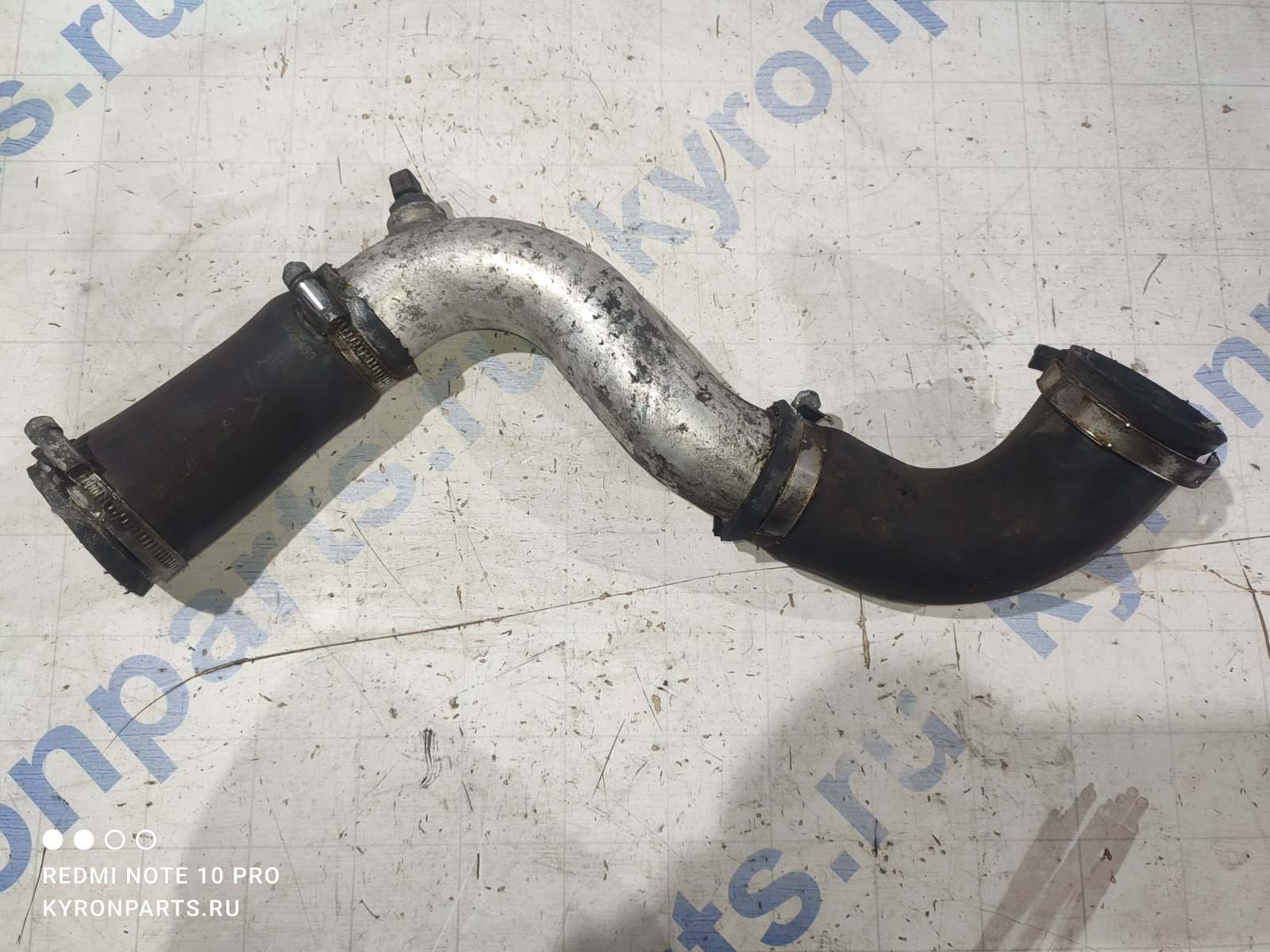 Запчасть патрубок интеркулера Hyundai IX35 2011 LM D4HA 282642F450 Б/У Патрубок интеркулера Hyundai IX35 2011 LM D4HA 282642F450 Б/У