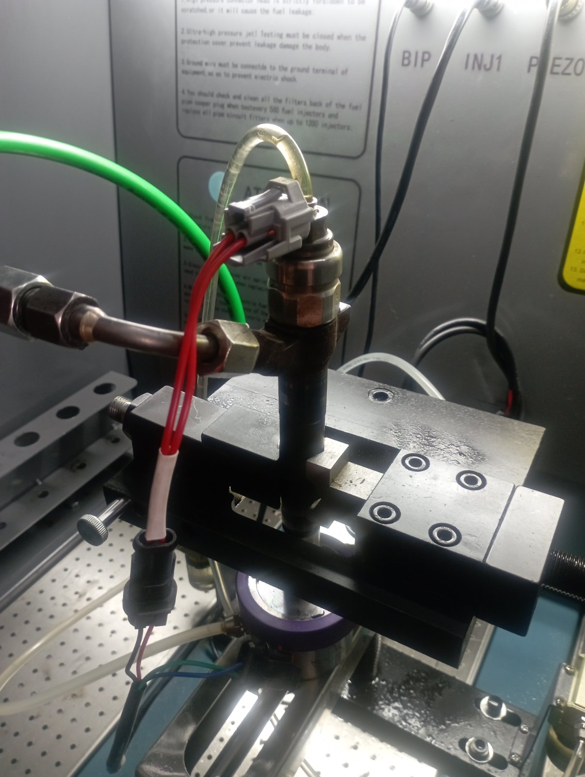 Форсунка DENSO Ford Transit 2006 V184 FXFA Duratorq 2.4 6c1q9k546ac Б/У