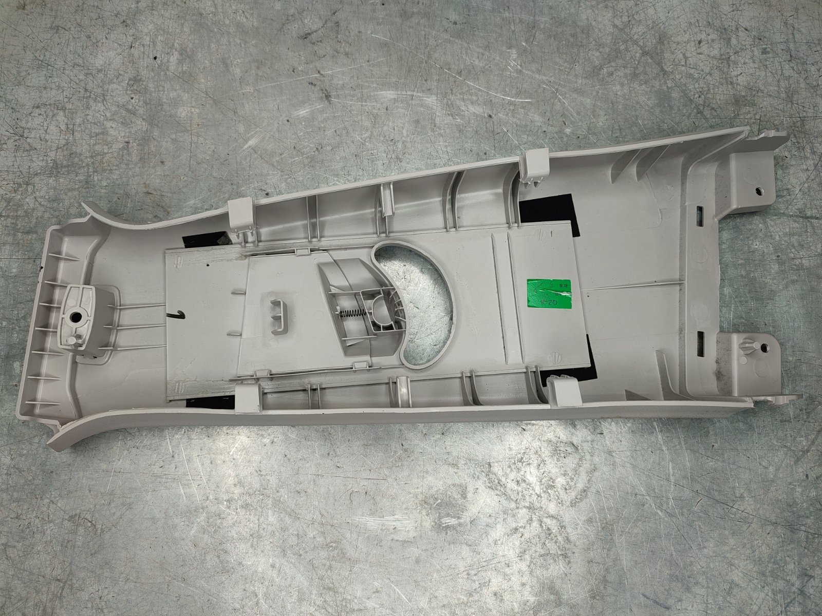 Обшивка стойки B правая Tiggo 7 2019 T15 SQRE4T15