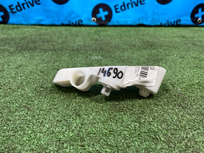 Крепление бампера переднее левое Nissan Fuga 2015 HY51 VQ25 контрактная