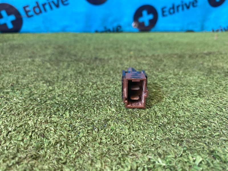 Концевик под педаль тормоза MURANO 2009 Z51 PNZ51 TNZ51 TZ51 QR25 (DE) Концевик под педаль тормоза MURANO 2009 Z51 PNZ51 TNZ51 TZ51 QR25 (DE)