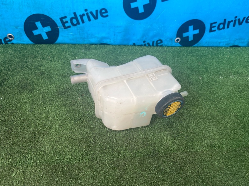 Бачок инвертора Toyota Sai 2010 AZK10 2az-fxe контрактная