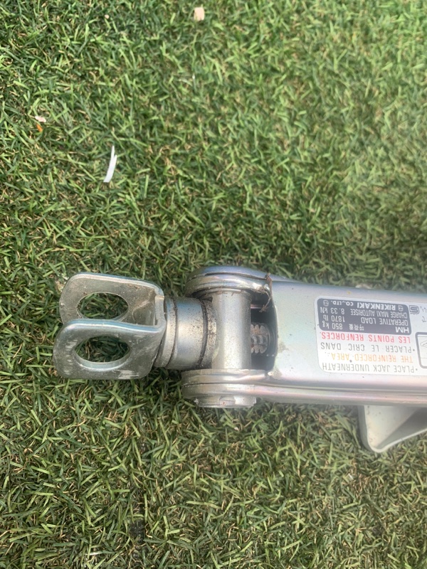 Домкрат Домкрат